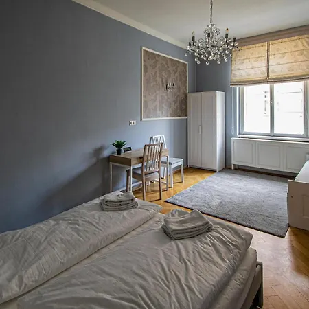 Luxury Central 150M2 Apartment On Wencelas Square With Private Garage Prague Exterior photo