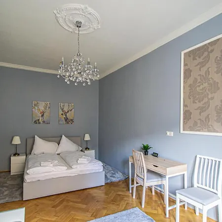 Luxury Central 150M2 Apartment On Wencelas Square With Private Garage Prague Exterior photo