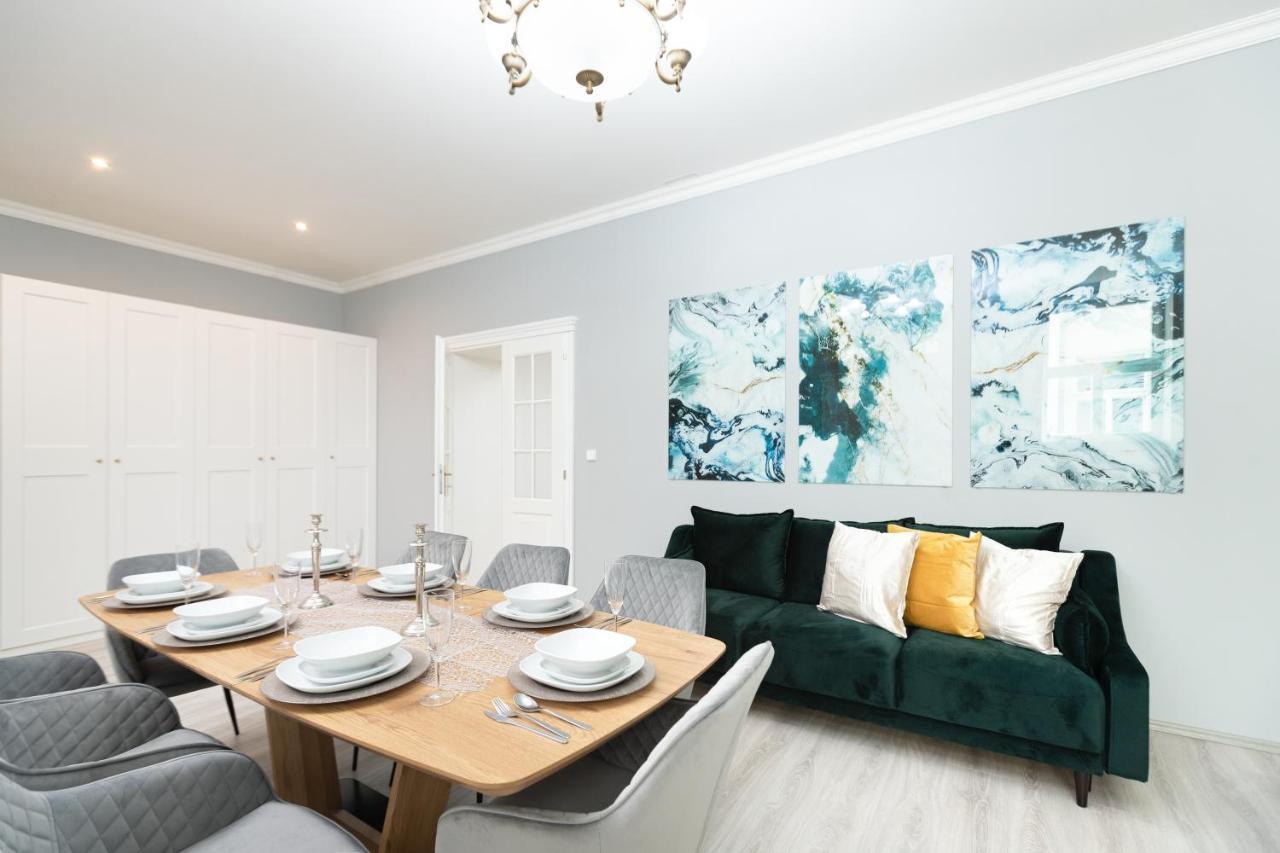 Luxury 150m2 On Wencelas Square With Private Garage Appartement Prague