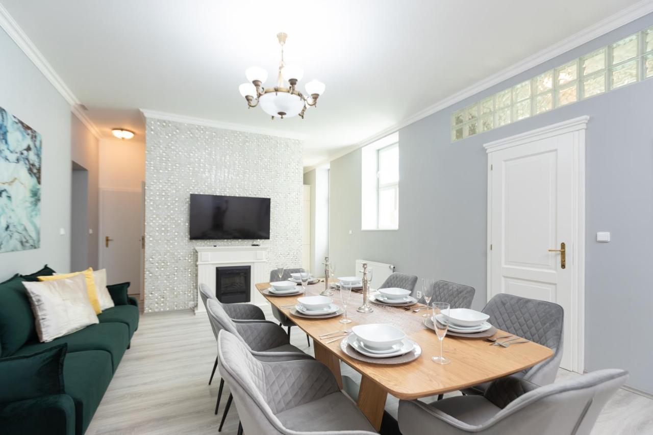 Appartement Luxury 150m2 On Wencelas Square With Private Garage Prague