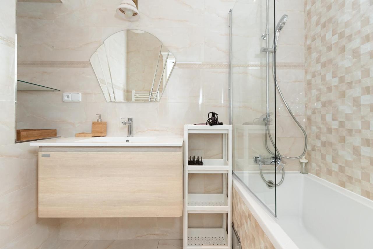 Appartement Luxury 150m2 On Wencelas Square With Private Garage *